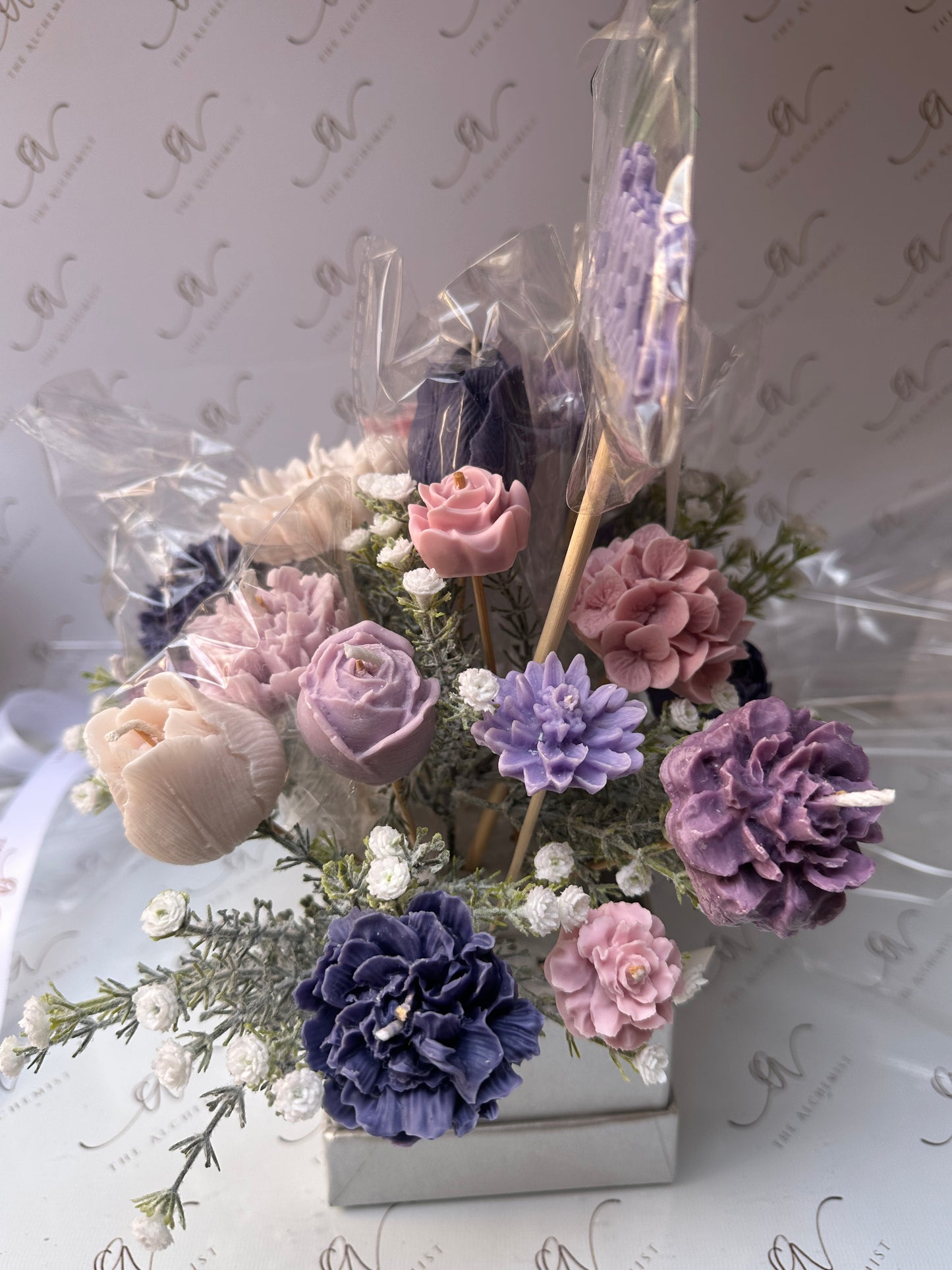 16 Flowers Bouquet - baby flowers - by the Alchemist