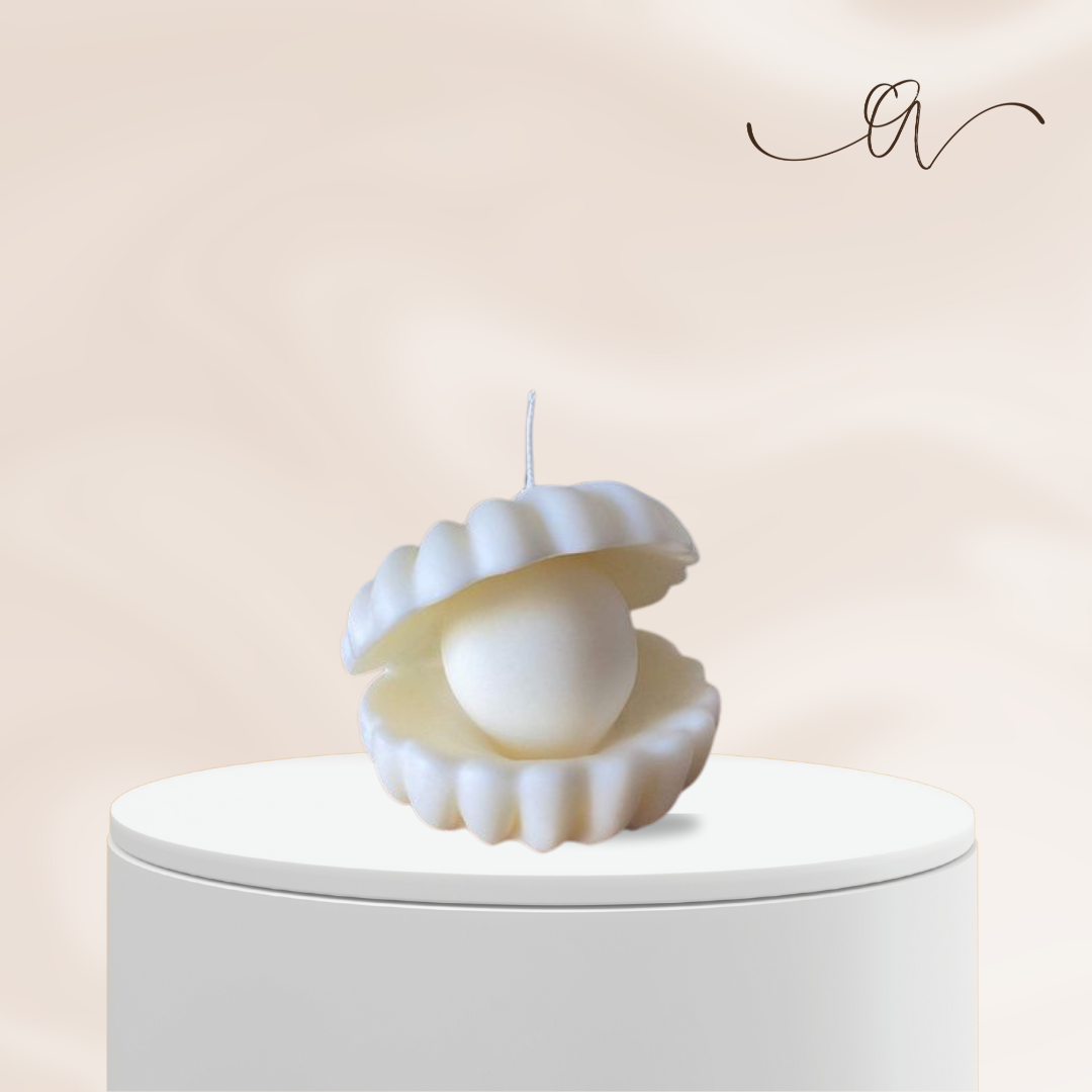 The Pearl Haven Candle - by the Alchemist